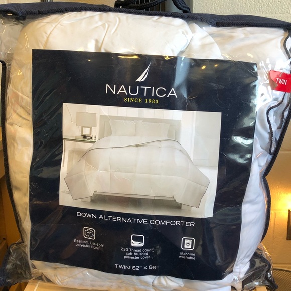 Nautica Bedding Twin Comforter Poshmark